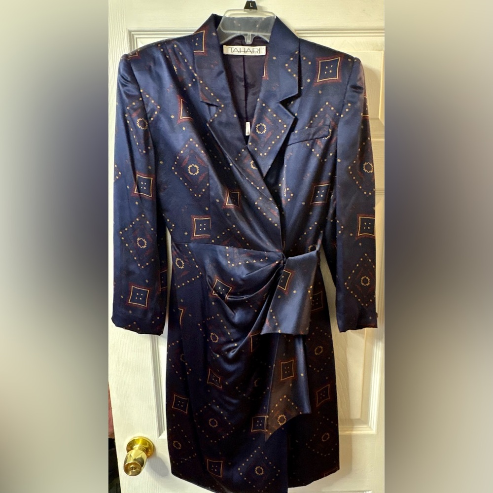 Tahari Black Vintage 90's Dress Blazer Jacket, Size 6- Silk